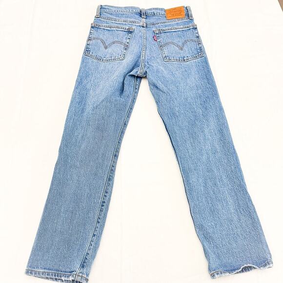 Levi's Wedgie Straight Ripped Knee Light/Medium Button Fly Denim Jeans Size 25 - Picture 3 of 9